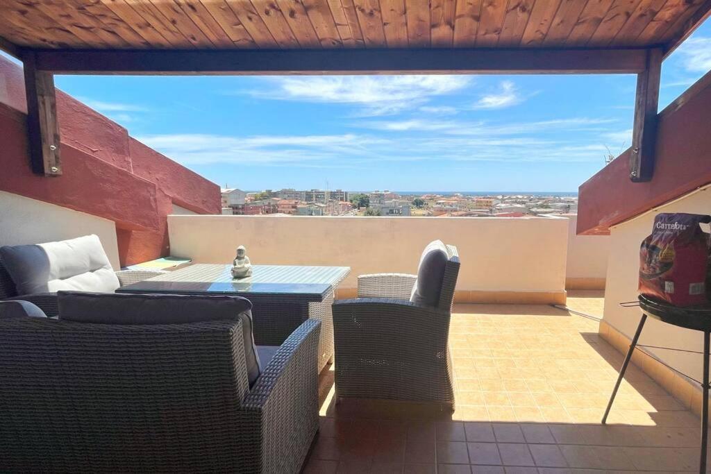 Апартаменты Relax Sea View Attic Куарту-Сант'Элена Экстерьер фото